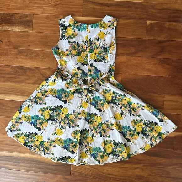 Aranee White Floral Dress size XXL - Picture 5 of 6